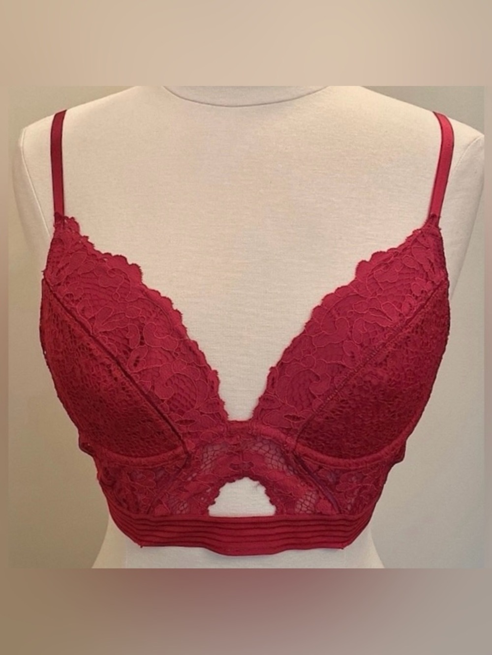 Victoria’s Secret Very Sexy Maroon Red 36B Romantic Glam Plunge Lace Lined Bra